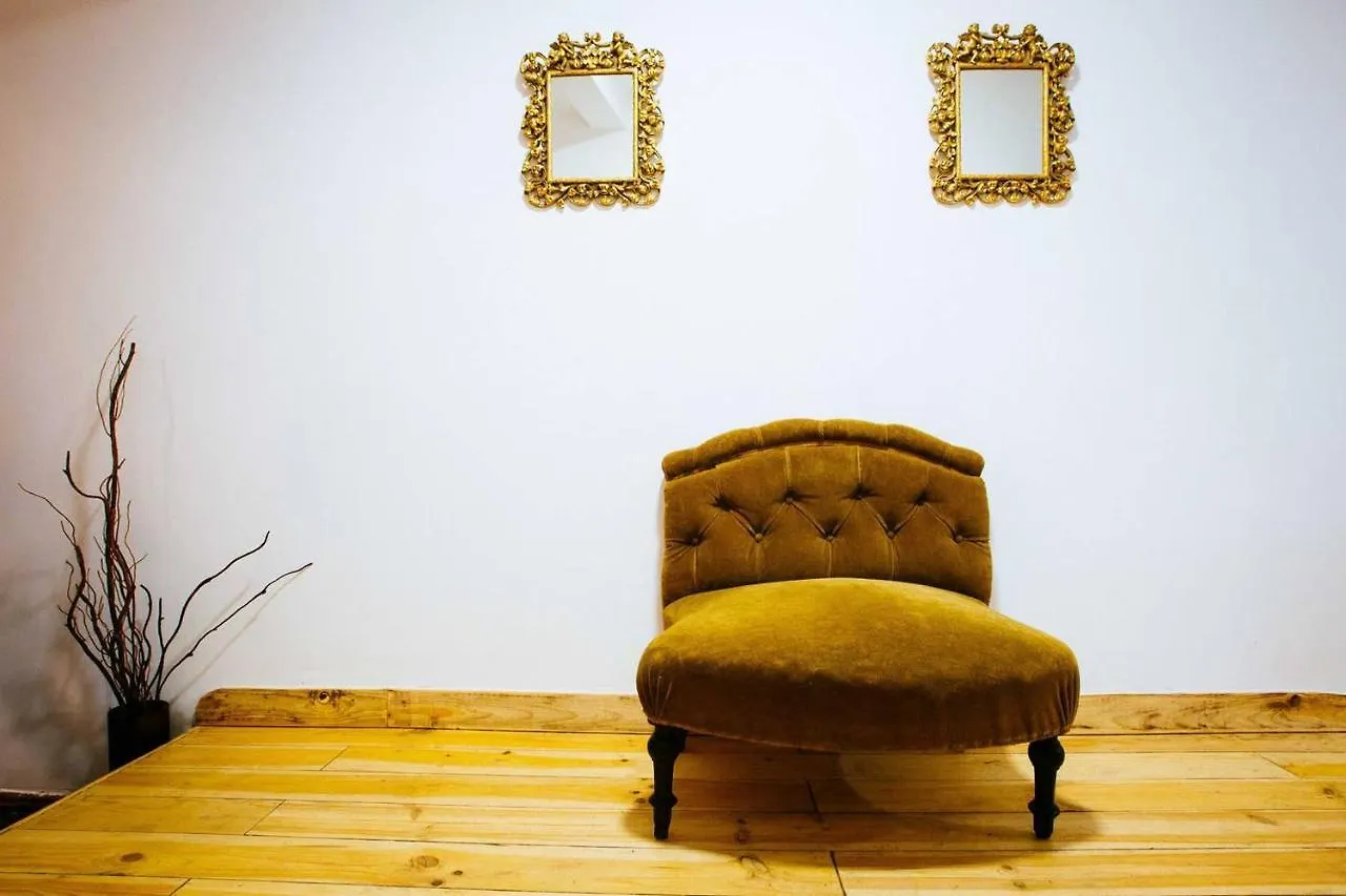 Vintage & Central Apartment In Bairro Alto, Lisboa Portugal