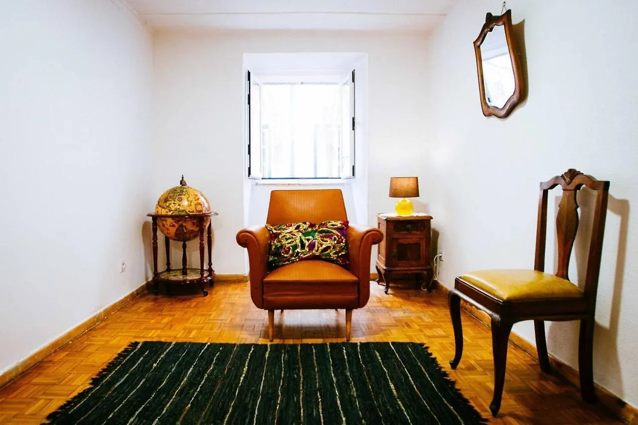 Vintage & Central Apartment In Bairro Alto, Lisboa