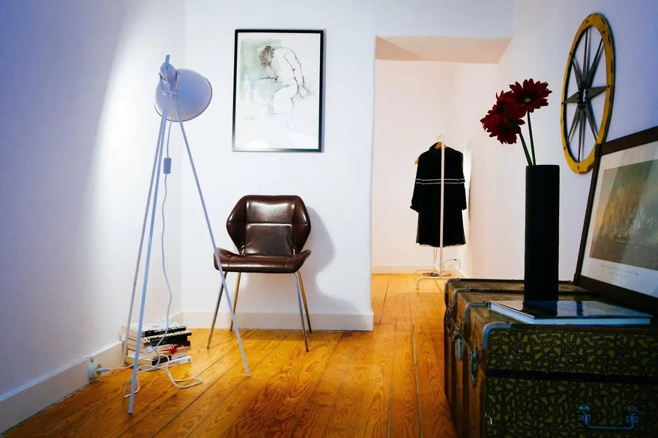 Vintage & Central Apartment In Bairro Alto, Lisboa